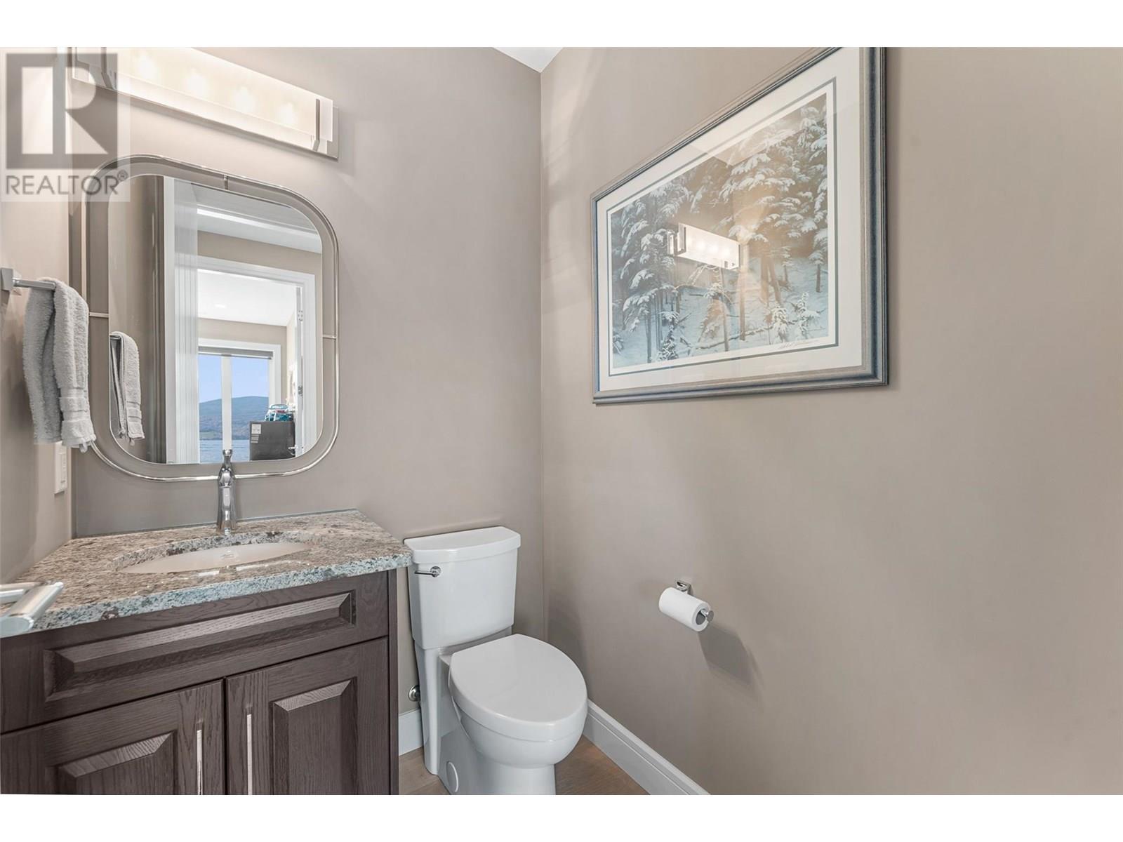 1579 Pritchard Drive, West Kelowna, BC - Indoor Photo Showing Bathroom