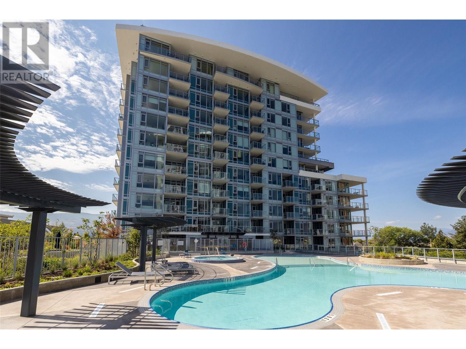 3699 Capozzi Road Unit# 811, Kelowna, BC - Outdoor With In Ground Pool