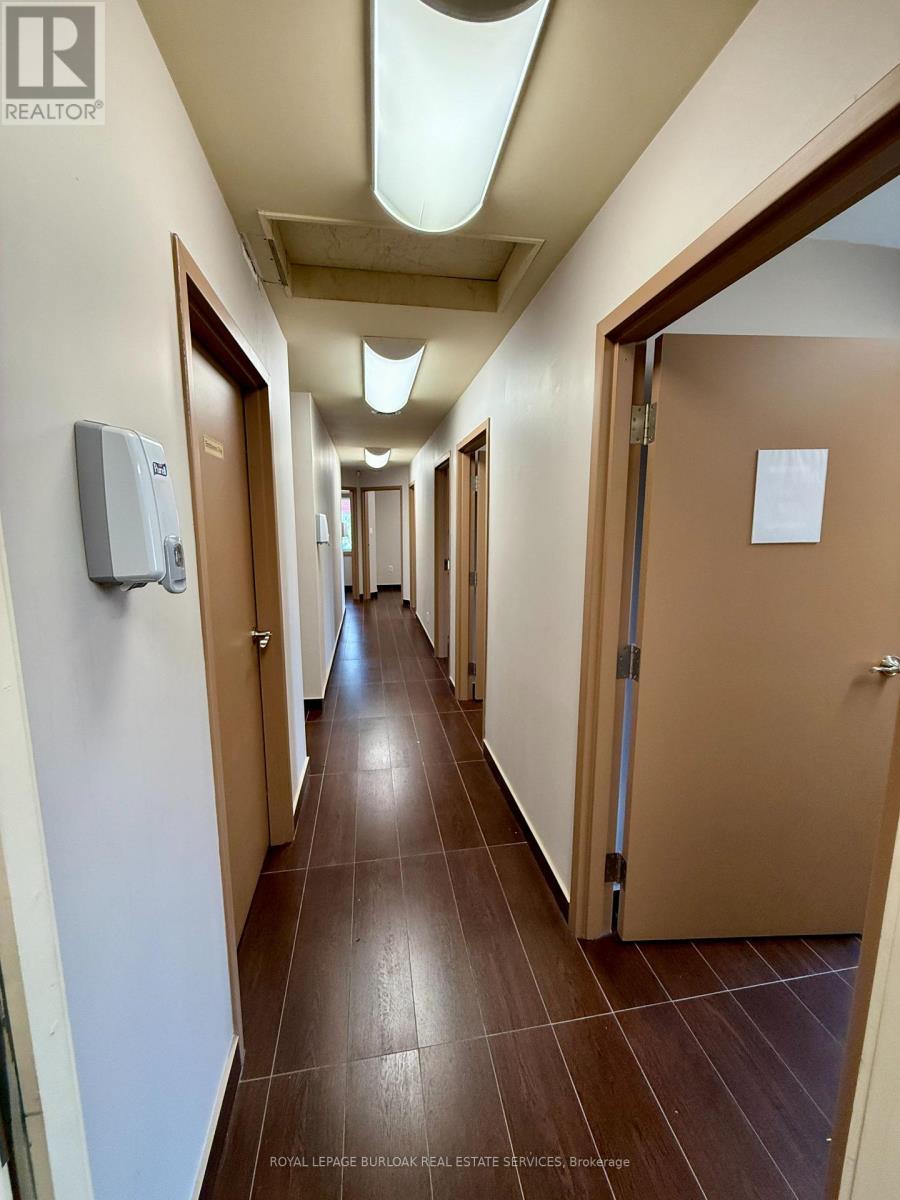 906 Brant Street, Burlington, ON