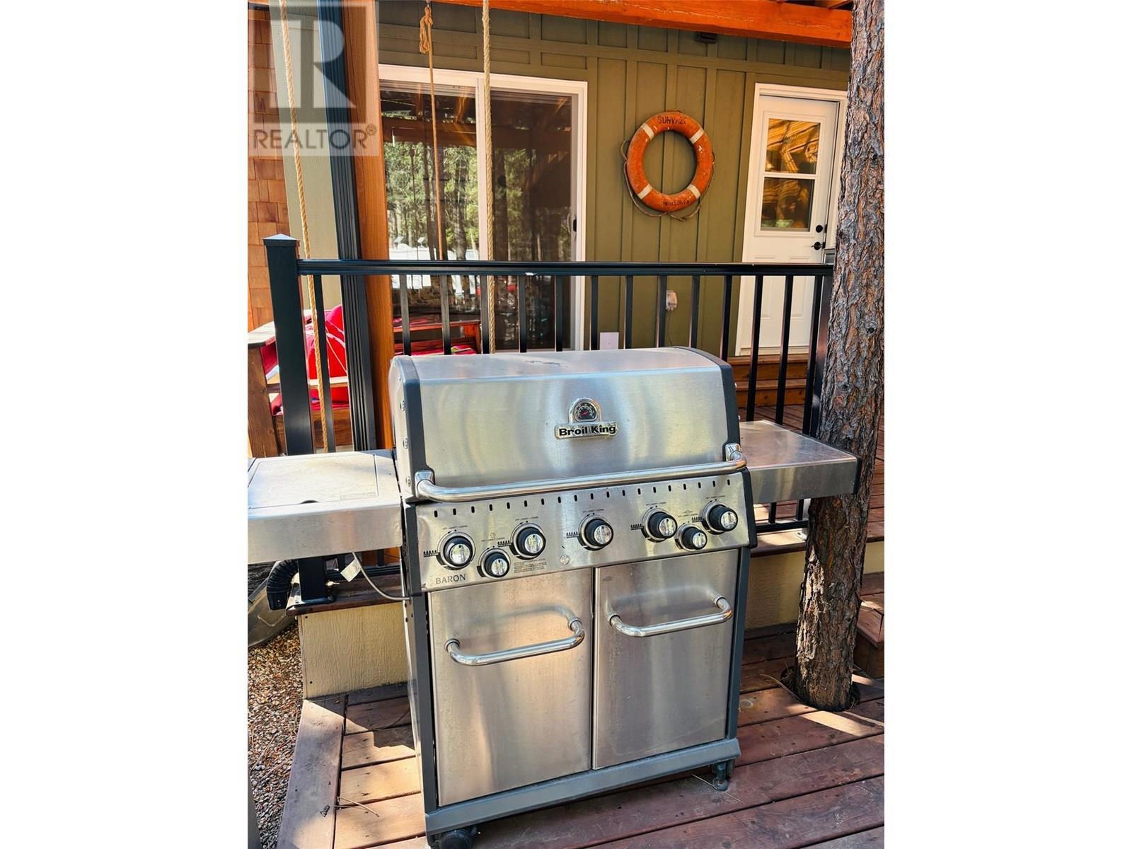 517 Hummingbird Lane Lot# 49, Newgate, BC