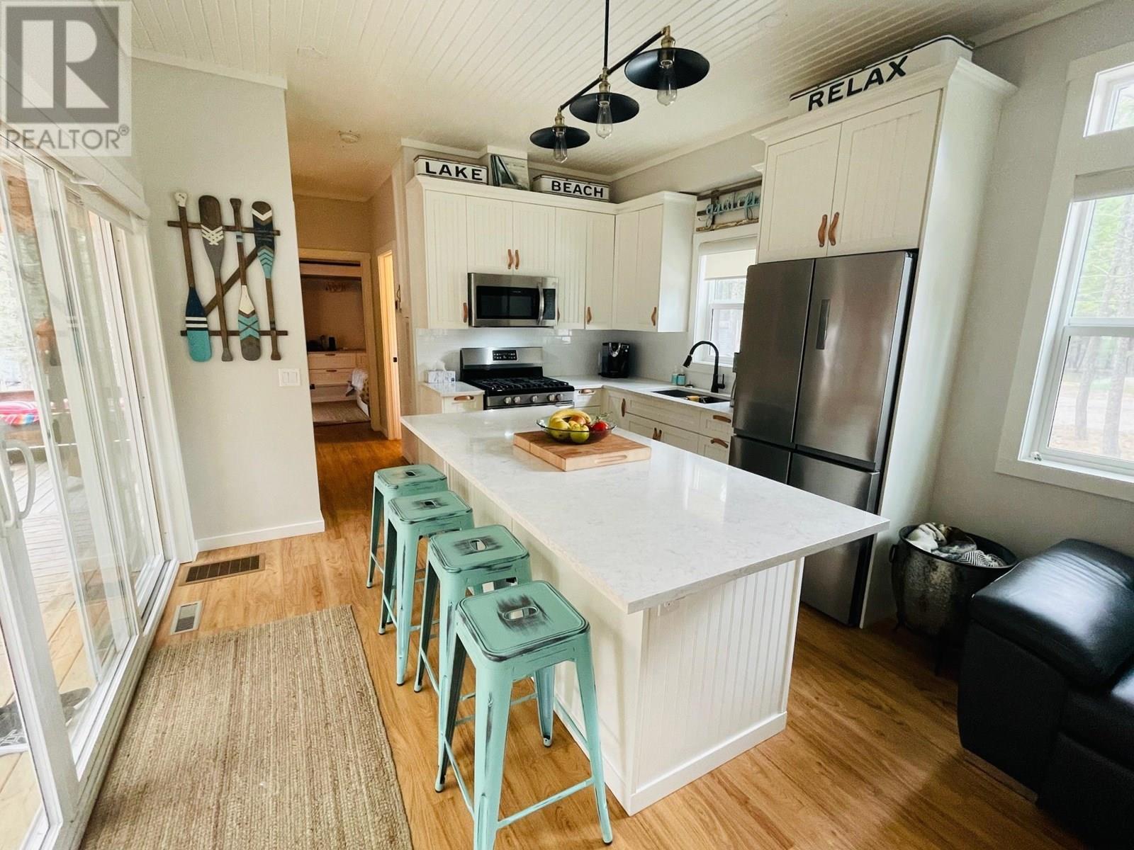 517 Hummingbird Lane Lot# 49, Newgate, BC