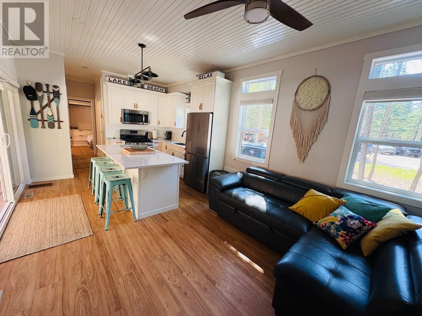 517 Hummingbird Lane Lot# 49, Newgate, BC