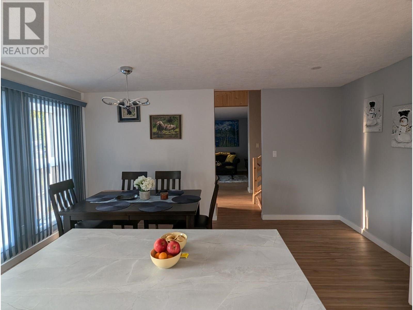 52 Sukunka Place, Tumbler Ridge, BC - Indoor Photo Showing Dining Room