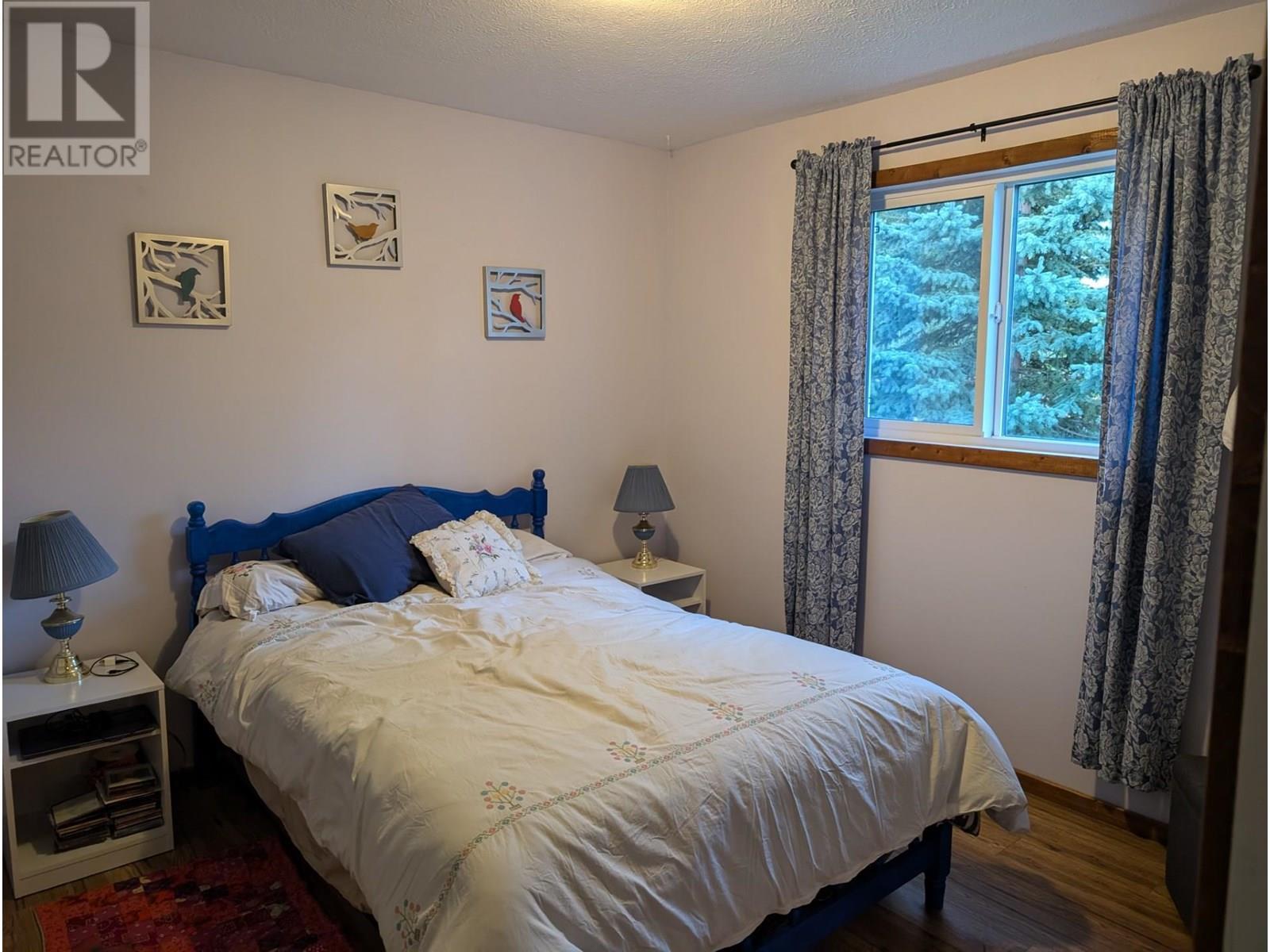 56 Sukunka Place, Tumbler Ridge, BC - Indoor Photo Showing Bedroom