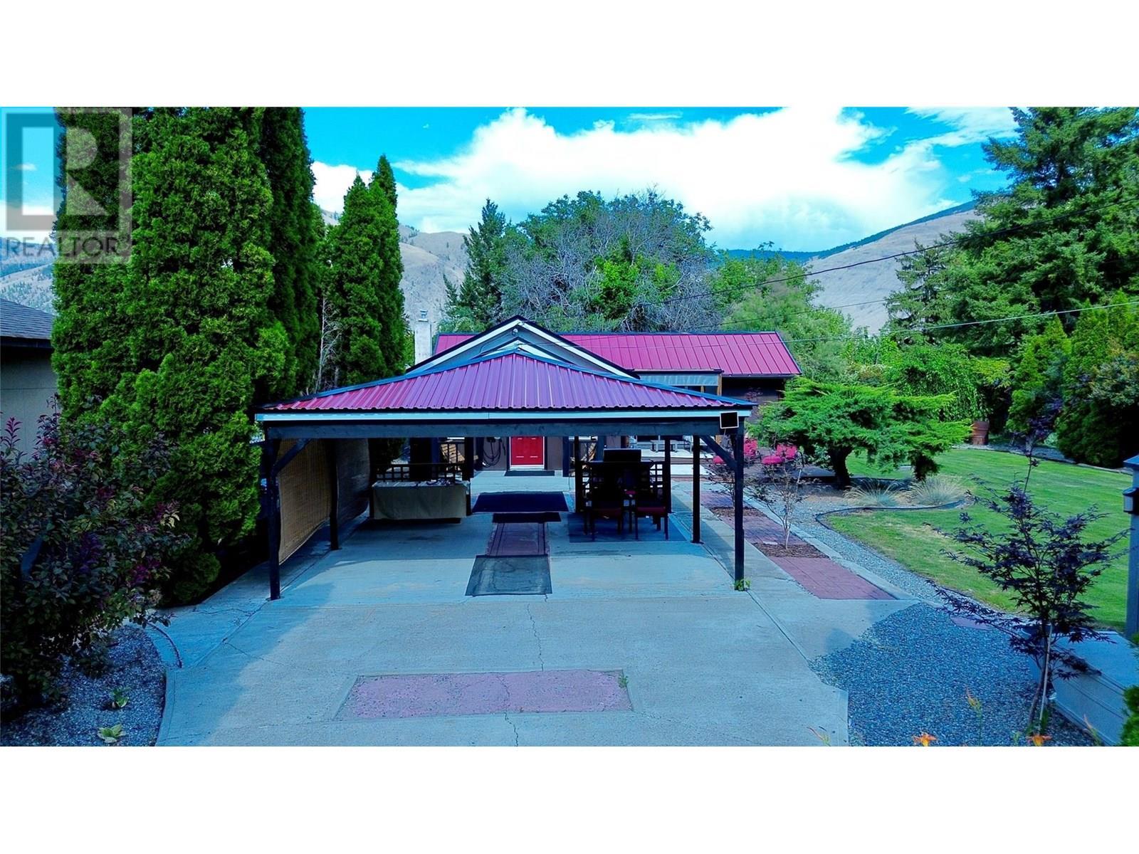 2146 Newton Road, Cawston, BC - Outdoor