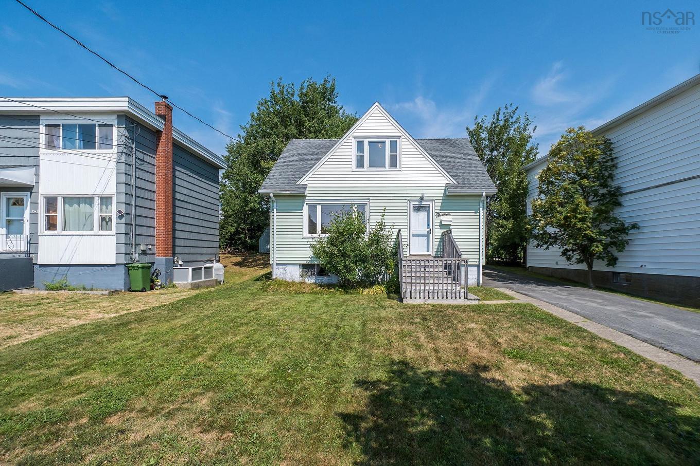 13 Convoy Avenue, Halifax, NS