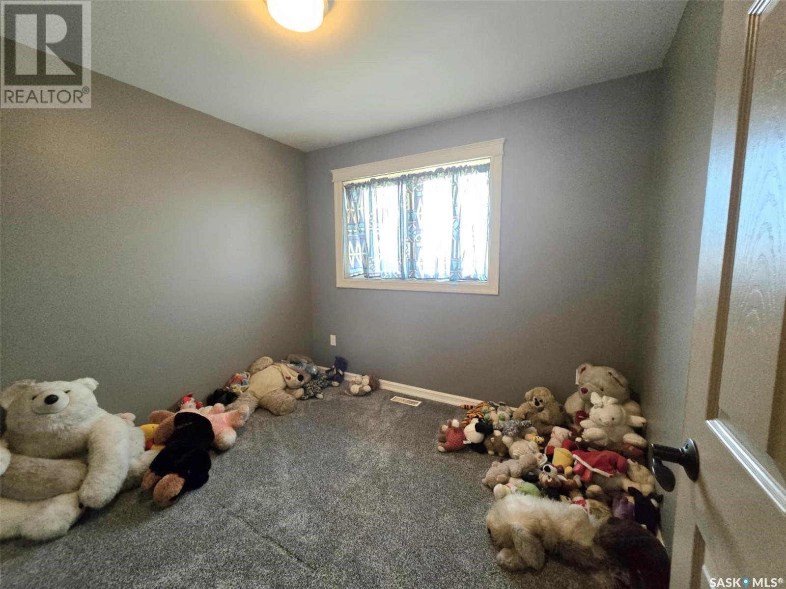 301 Douglas Avenue, Orkney Rm No. 244, SK - Indoor Photo Showing Bedroom