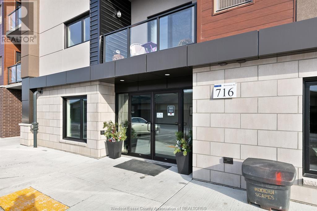 716 Brownstone Unit# 202, Tecumseh, ON - Outdoor With Exterior