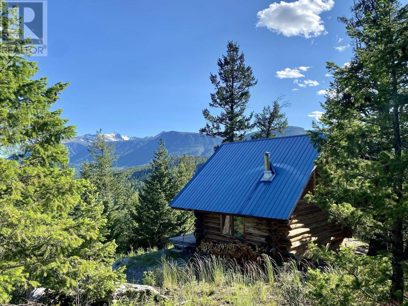 6775 Tatlayoko Road, Williams Lake, BC