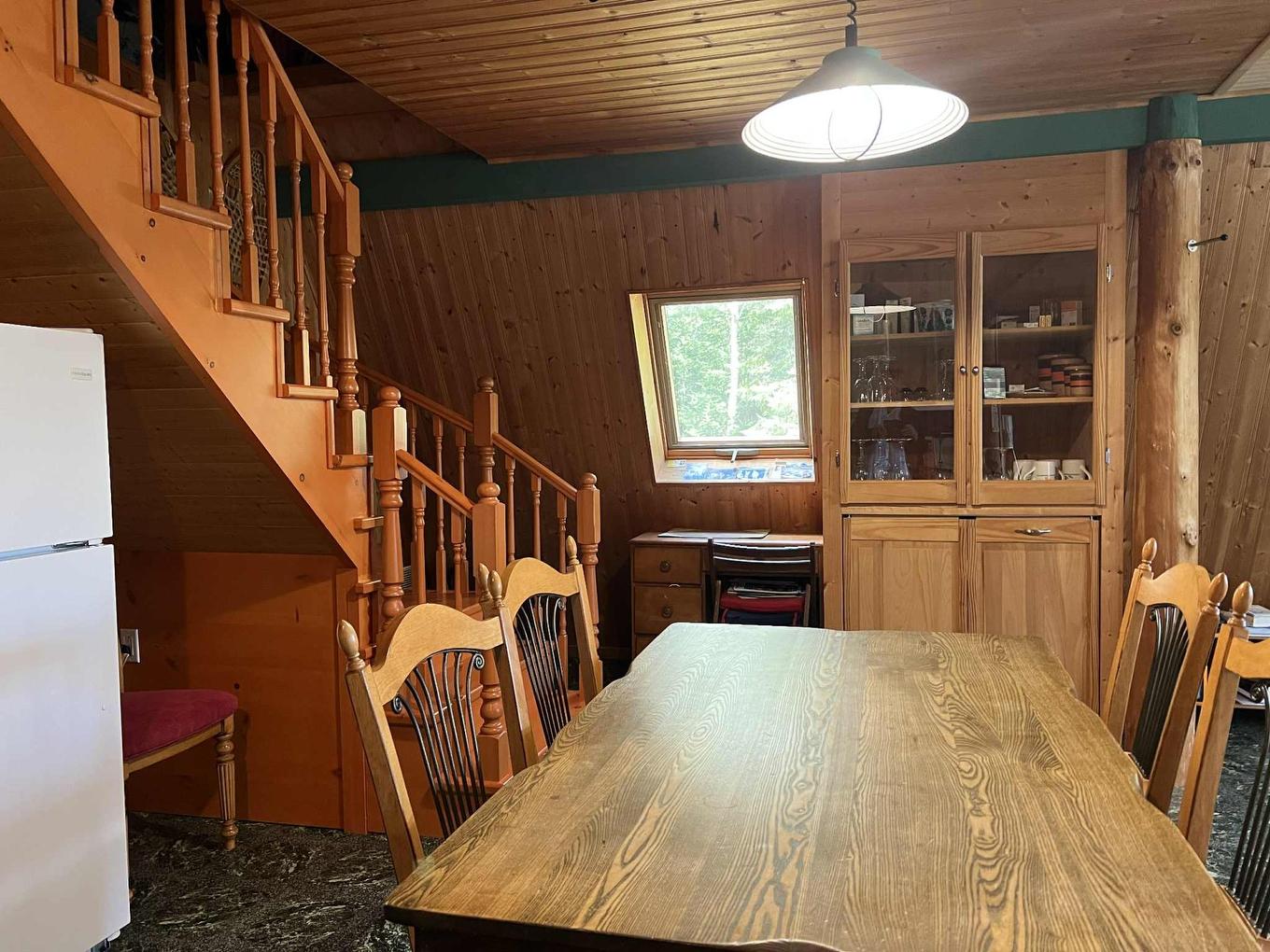 Cuisine - 1361 Ch. Kataway, Saint-Michel-Des-Saints, QC - Indoor Photo Showing Dining Room