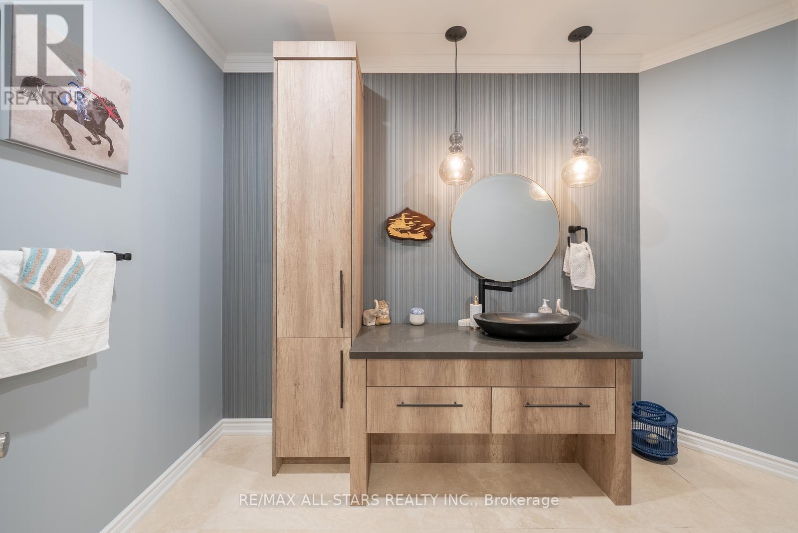 64 Woodbridge Circle, Scugog, ON - Indoor Photo Showing Other Room