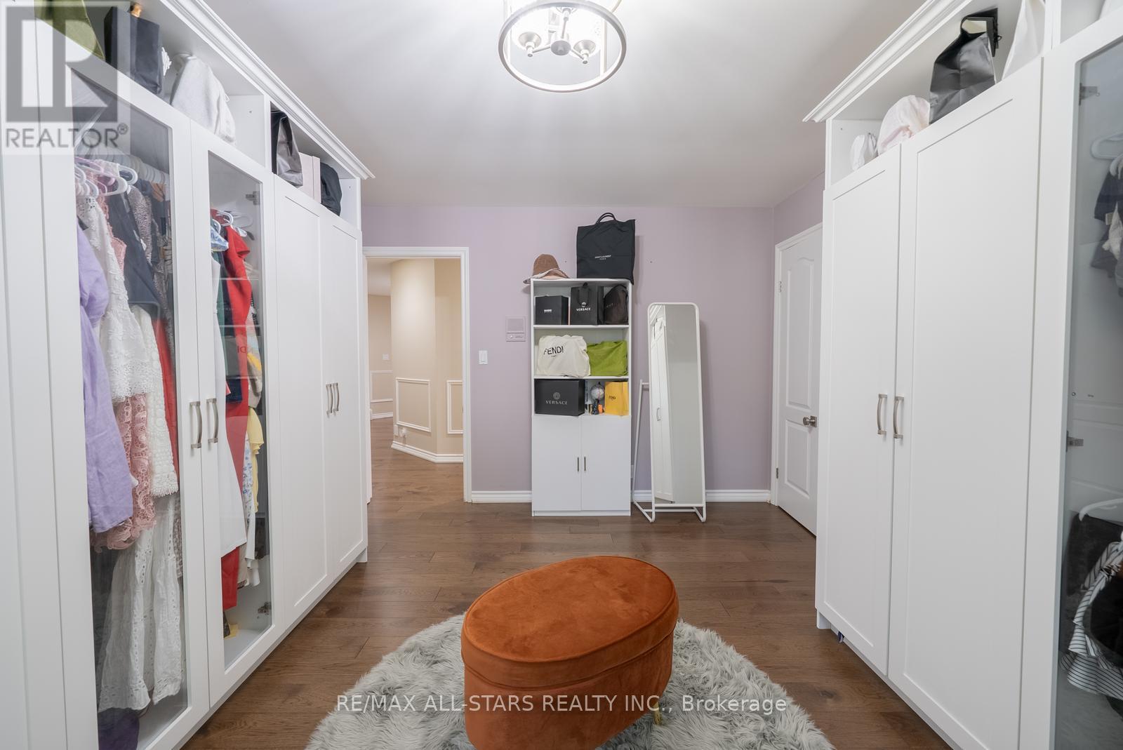 64 Woodbridge Circle, Scugog, ON - Indoor Photo Showing Other Room