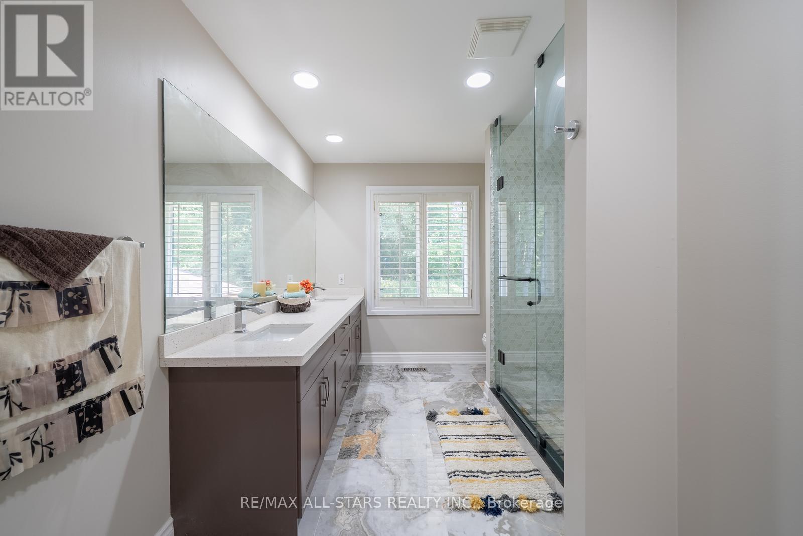 64 Woodbridge Circle, Scugog, ON - Indoor Photo Showing Bathroom