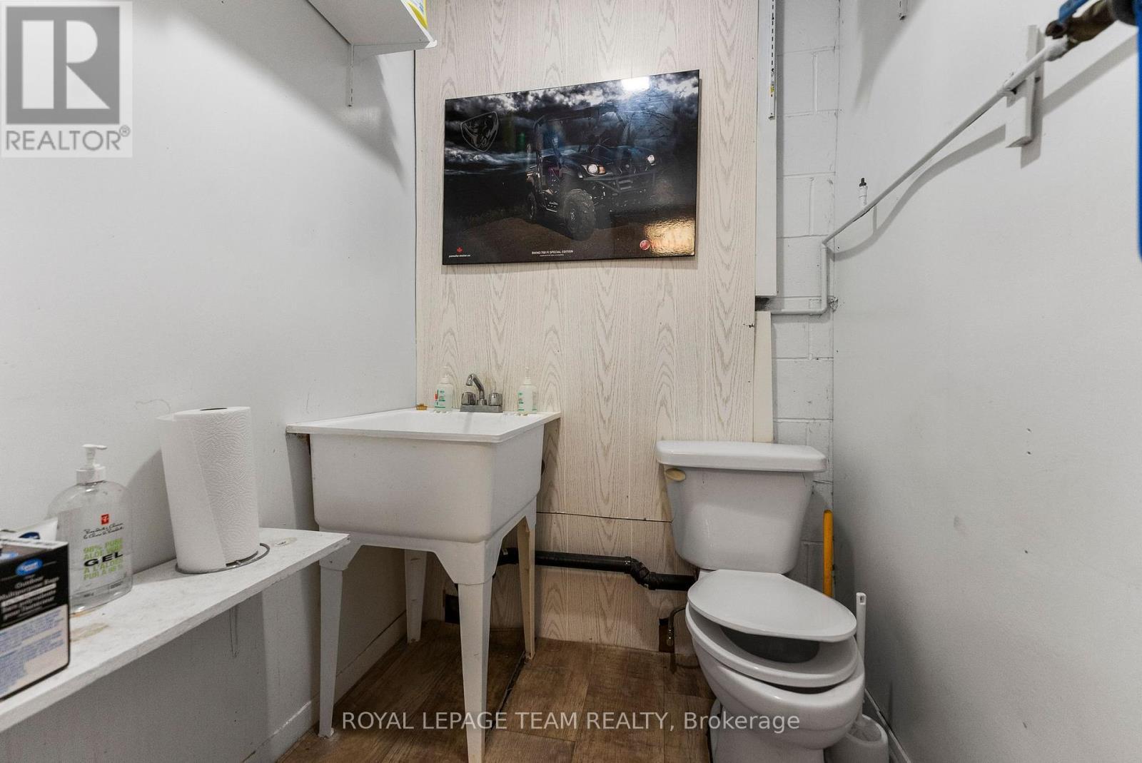 636 Mill Street, Greater Madawaska, ON