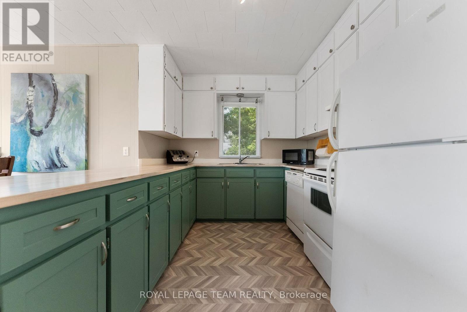 636 Mill Street, Greater Madawaska, ON