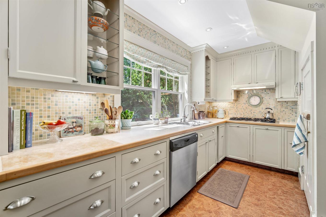 24 Hamshaw Drive, Halifax, NS