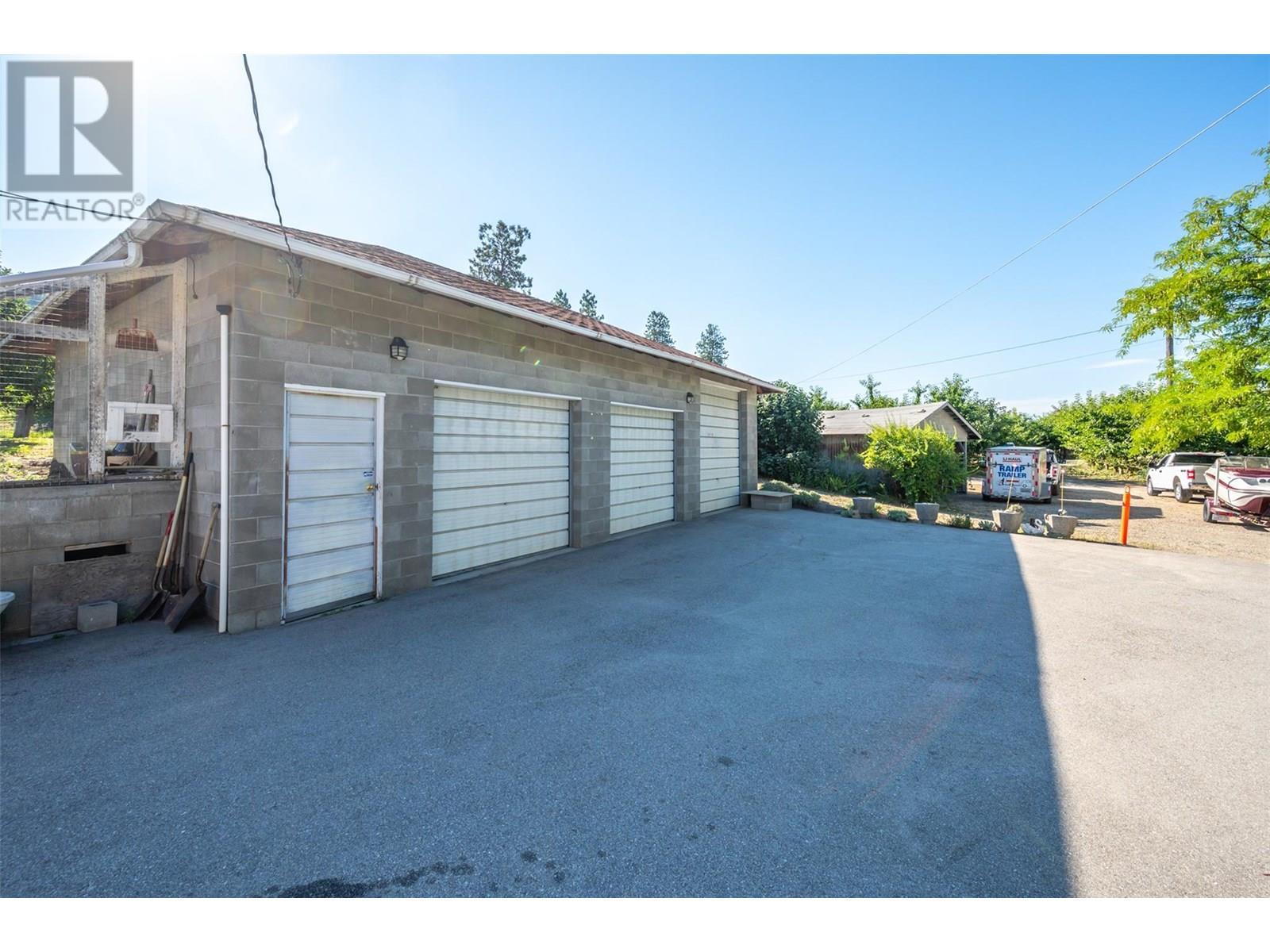 3910 North Naramata Road, Naramata, BC