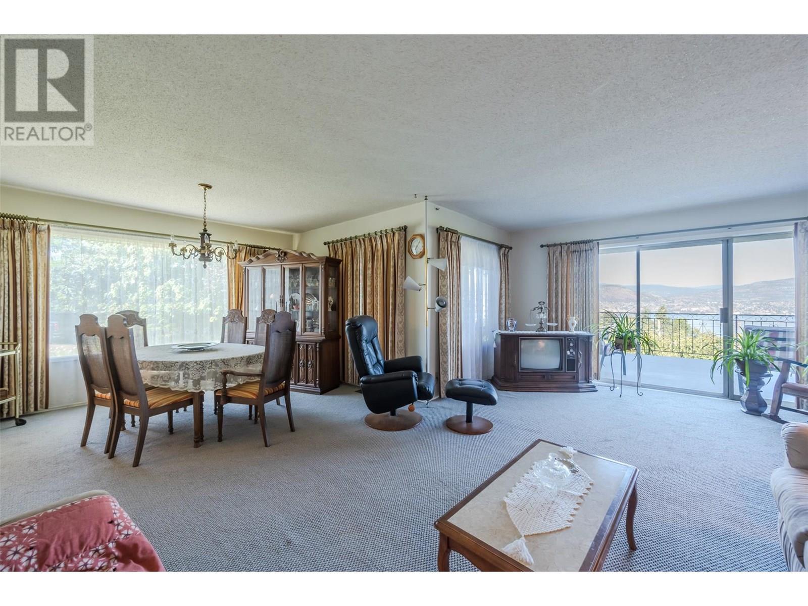 3910 North Naramata Road, Naramata, BC