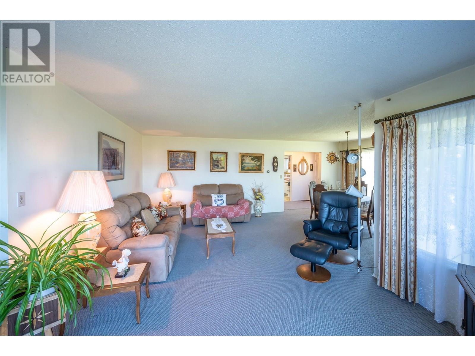 3910 North Naramata Road, Naramata, BC