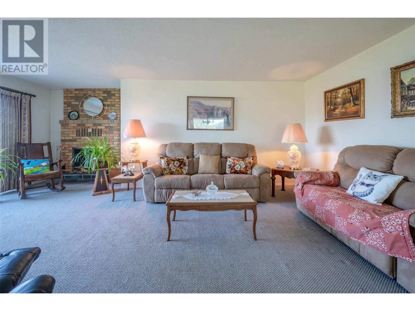 3910 North Naramata Road, Naramata, BC