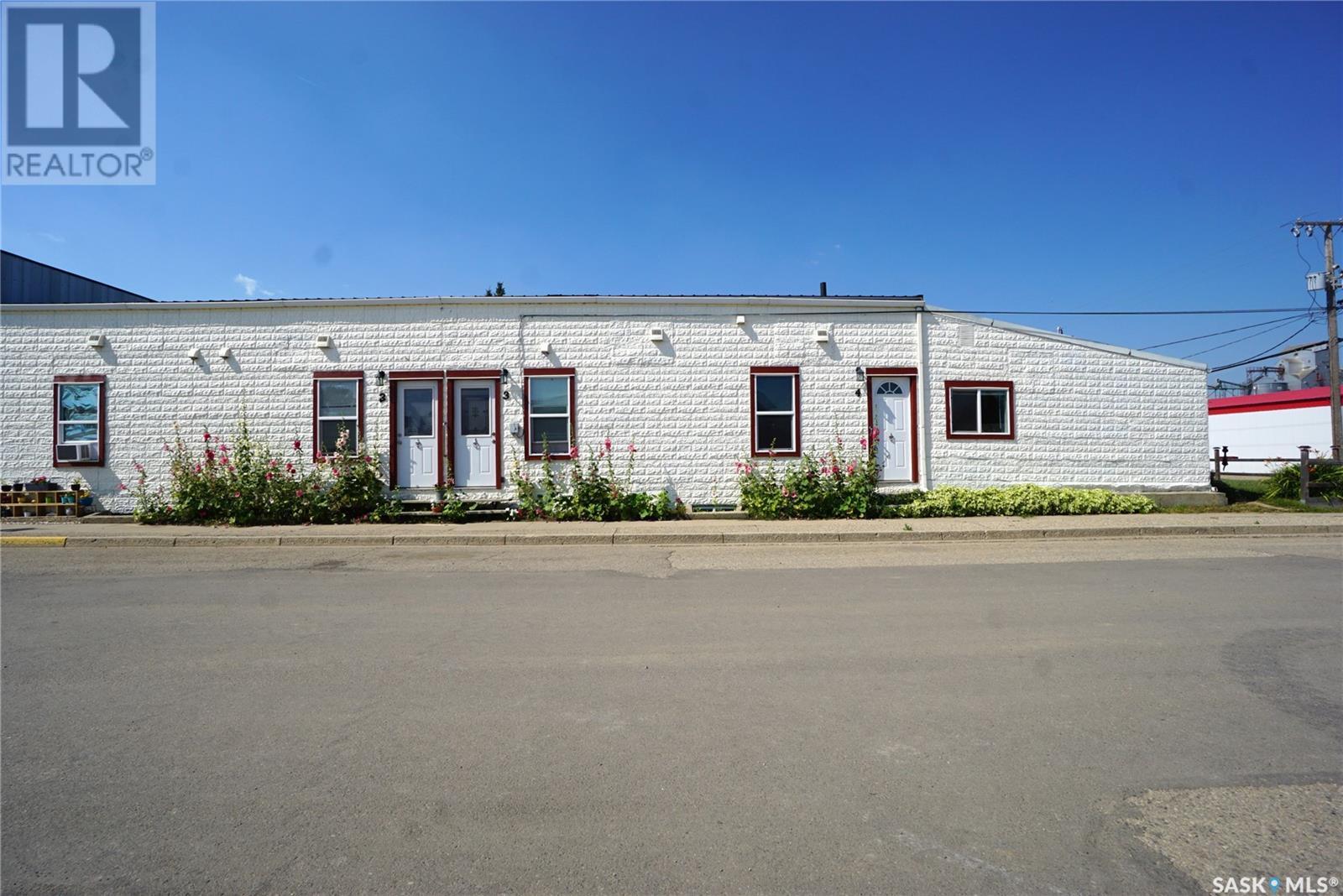 116 Main Street, Avonlea, SK - Outdoor