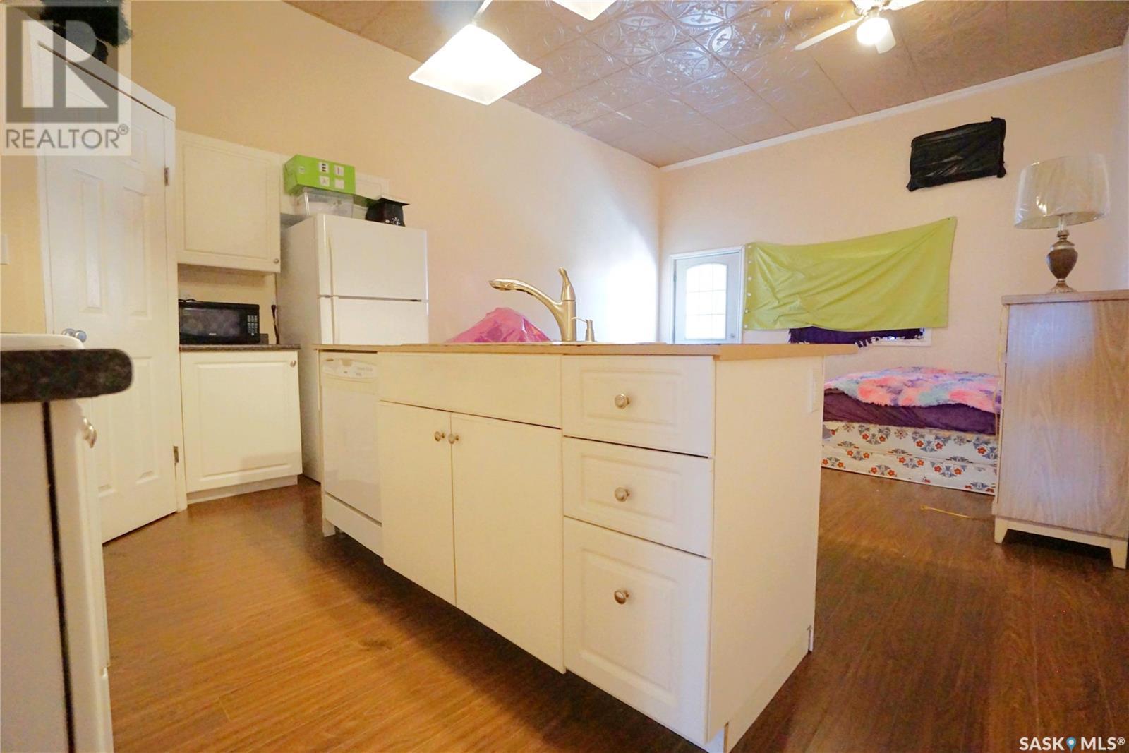 116 Main Street, Avonlea, SK - Indoor