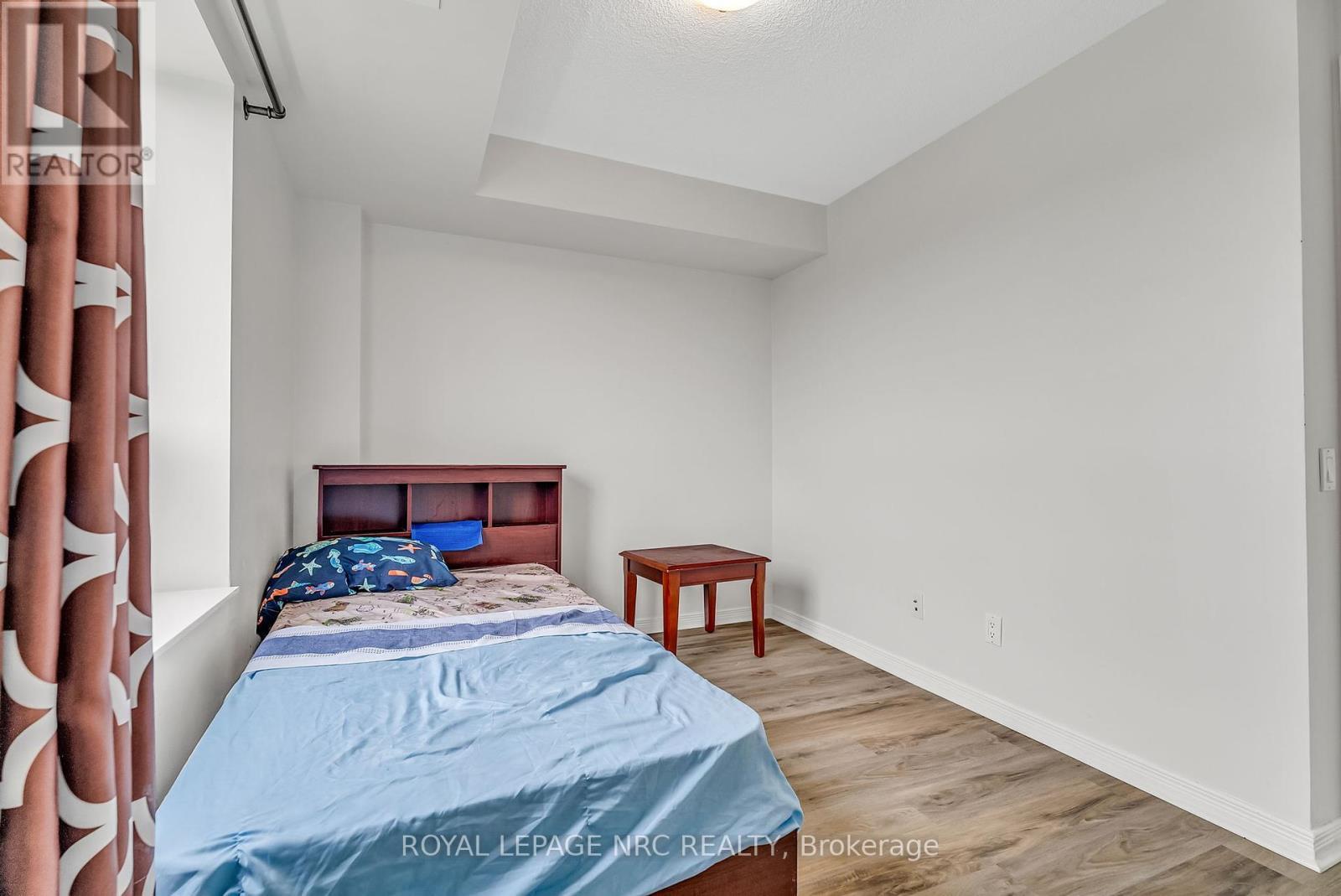 933 - 60 Heintzman Street, Toronto (Junction Area), ON - Indoor Photo Showing Bedroom
