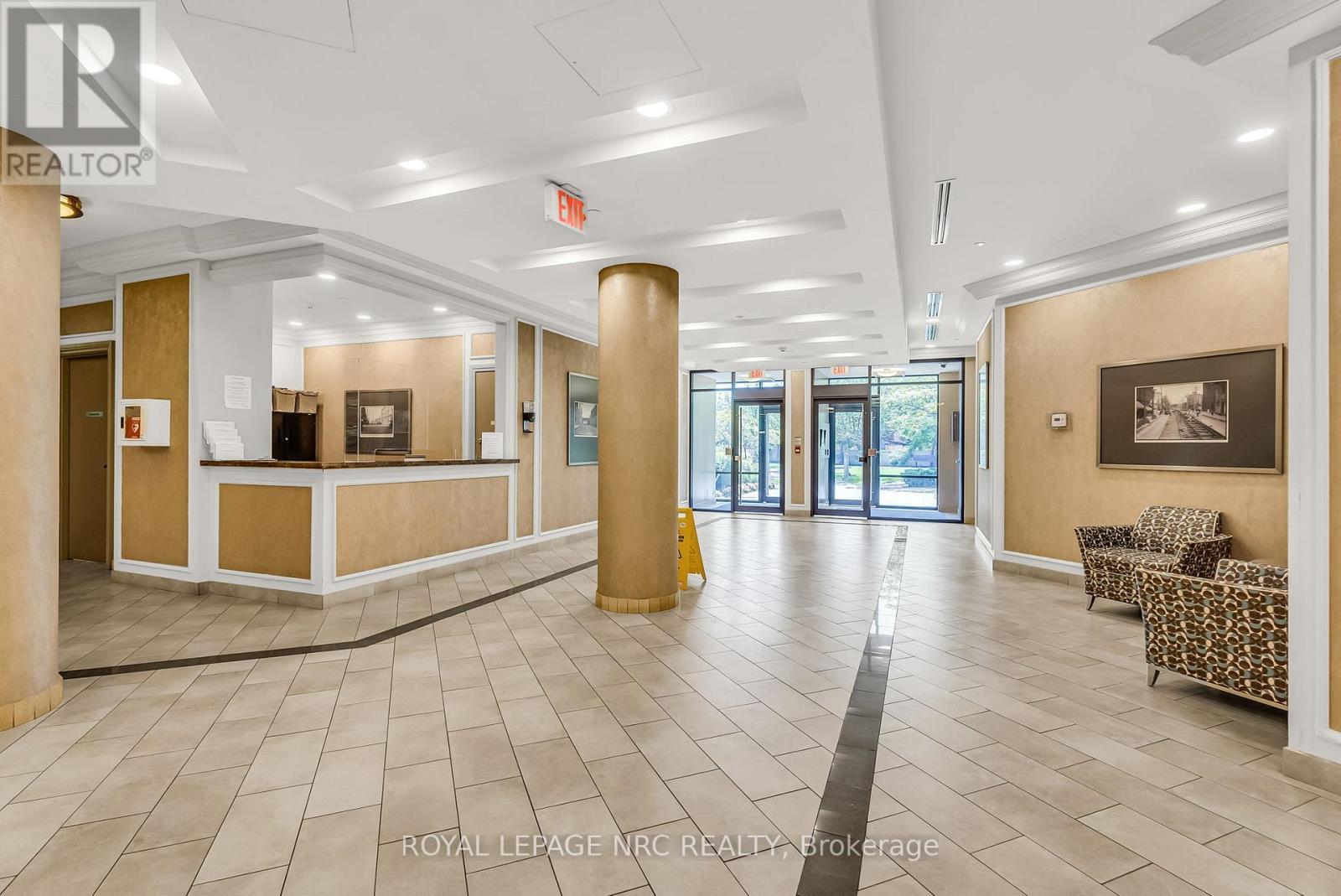 933 - 60 Heintzman Street, Toronto (Junction Area), ON - Indoor Photo Showing Other Room