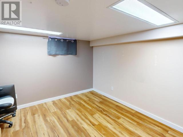 4532 Joyce Ave, Powell River, BC - Indoor Photo Showing Other Room
