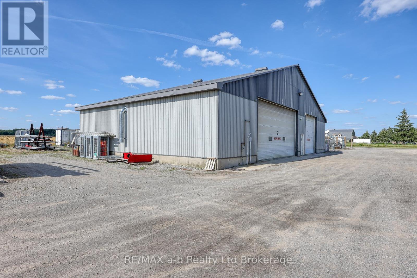 back shop/ware house - 15456 Elginfield Road, Lucan Biddulph, ON