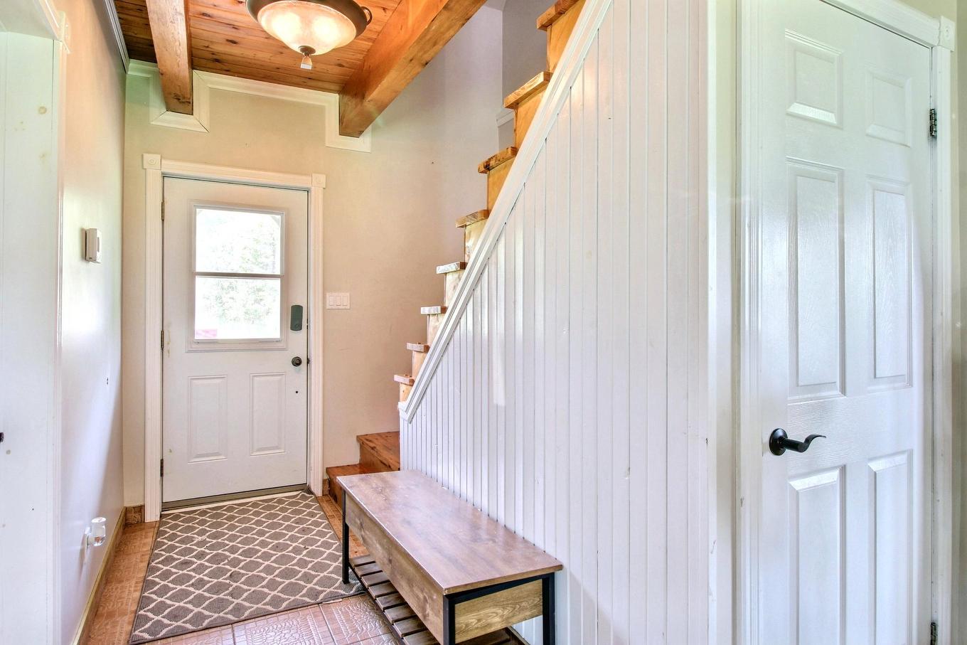 Passageway - 611 Route Des Pionniers, Rouyn-Noranda, QC - Indoor Photo Showing Other Room