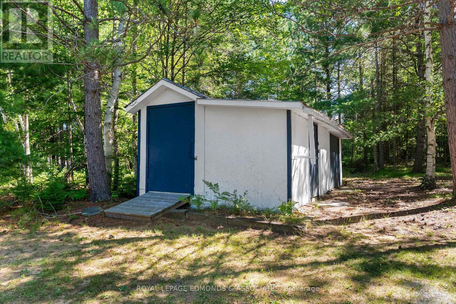 36 Crescent Drive, Brudenell, Lyndoch And Raglan, ON - Outdoor