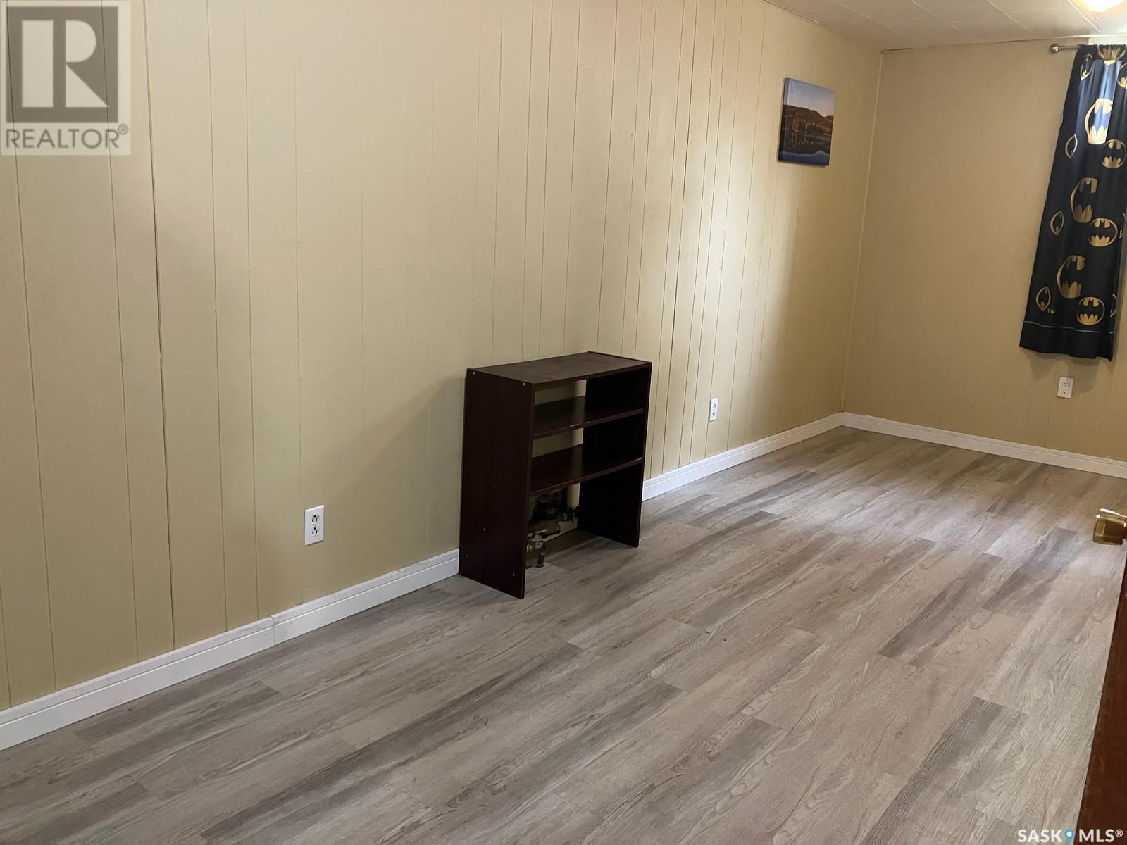 110 4Th Street N, Nipawin, SK - Indoor Photo Showing Other Room