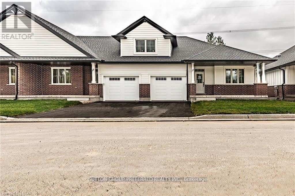 28 - 175 Glengariff Drive, Southwold, ON - Outdoor