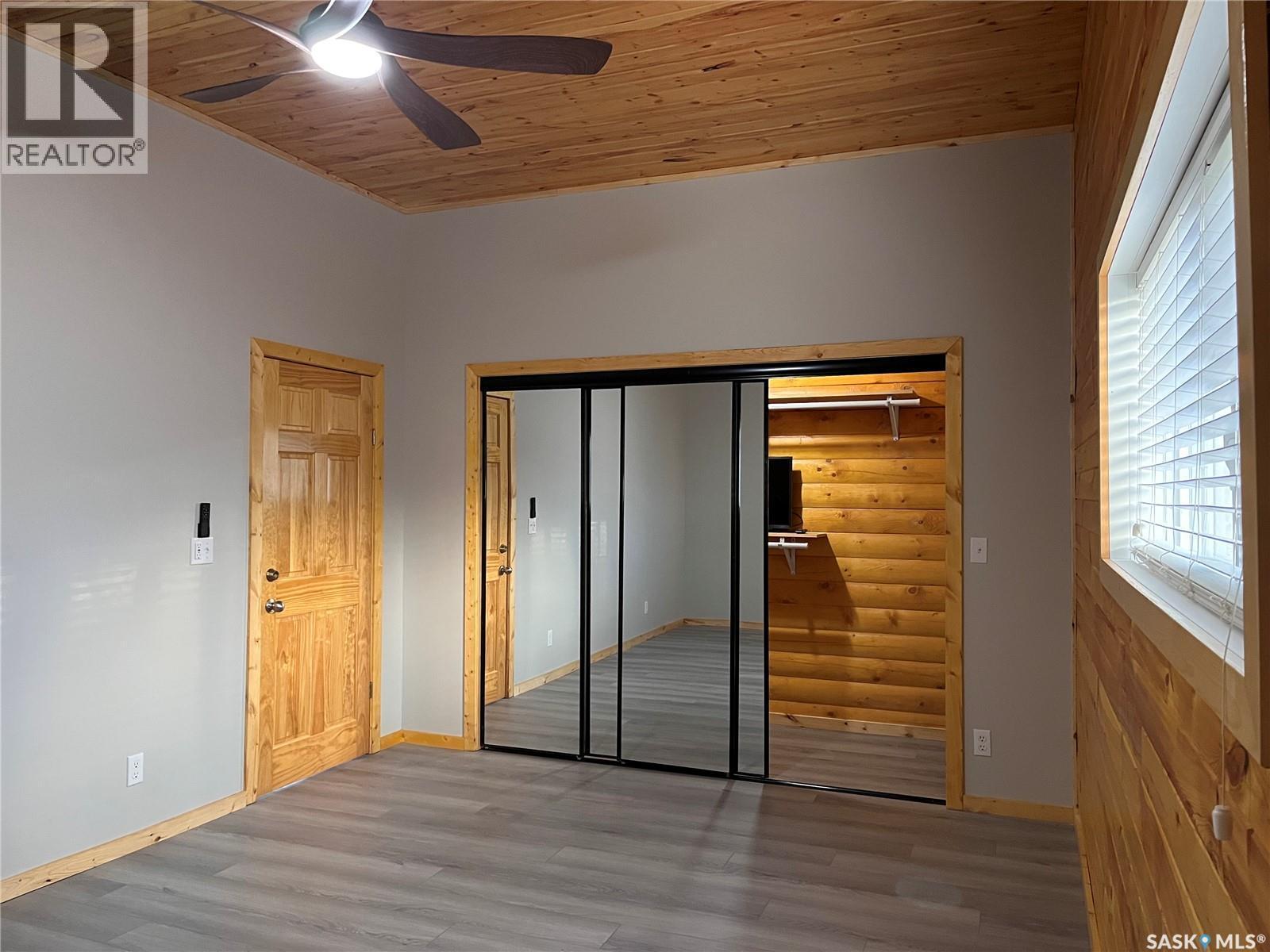 224 Pine Drive, Tobin Lake, SK - Indoor Photo Showing Other Room