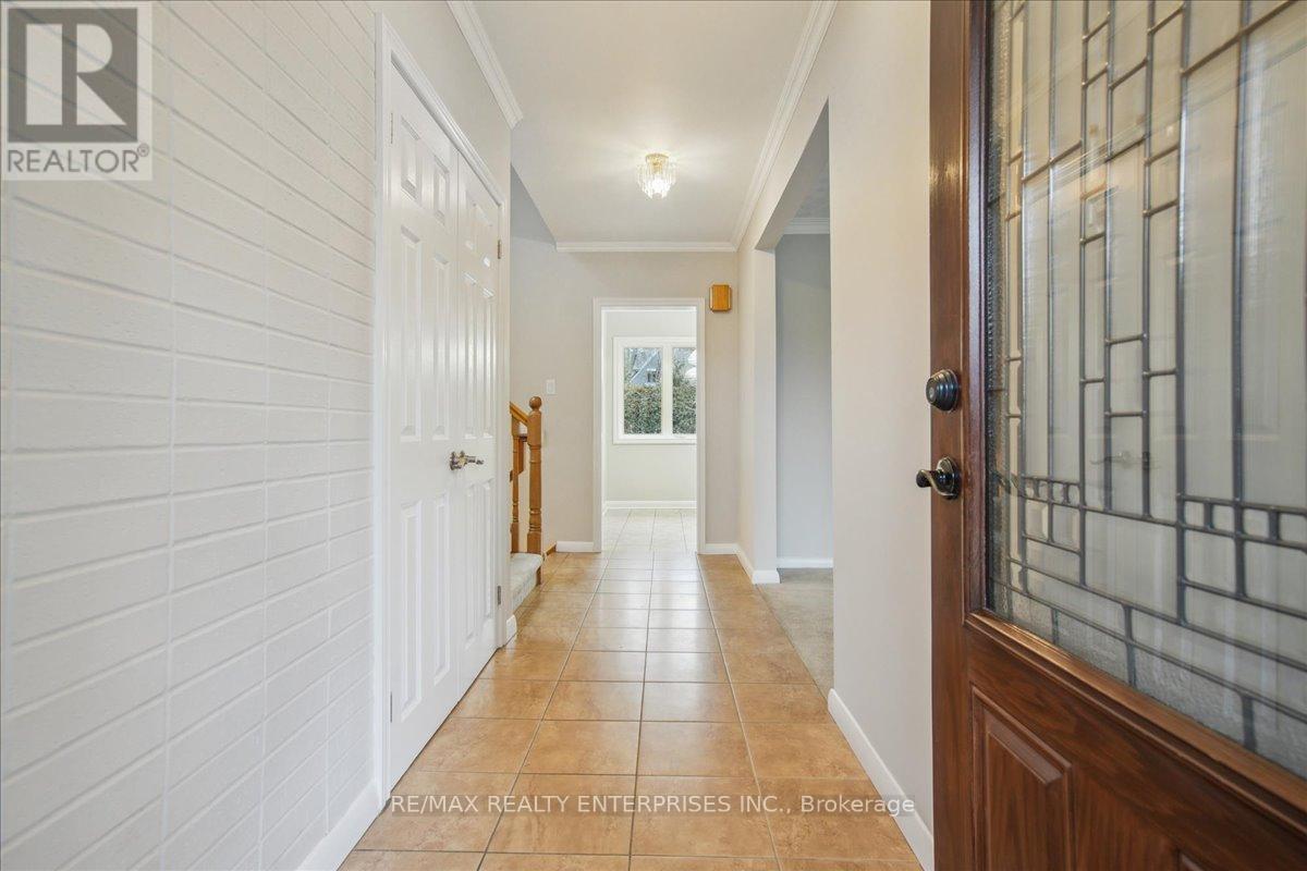 613 Sequin Crescent, Mississauga, ON - Indoor Photo Showing Other Room