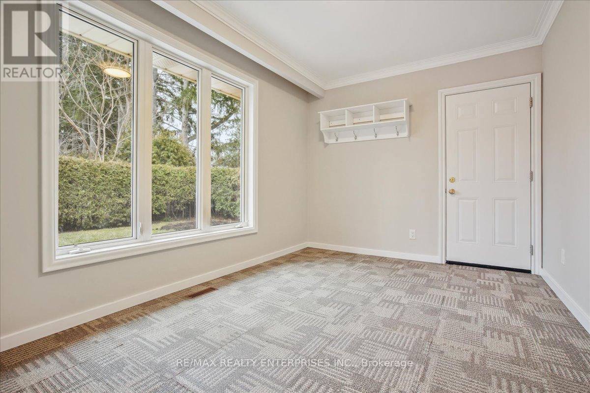 613 Sequin Crescent, Mississauga, ON - Indoor Photo Showing Other Room