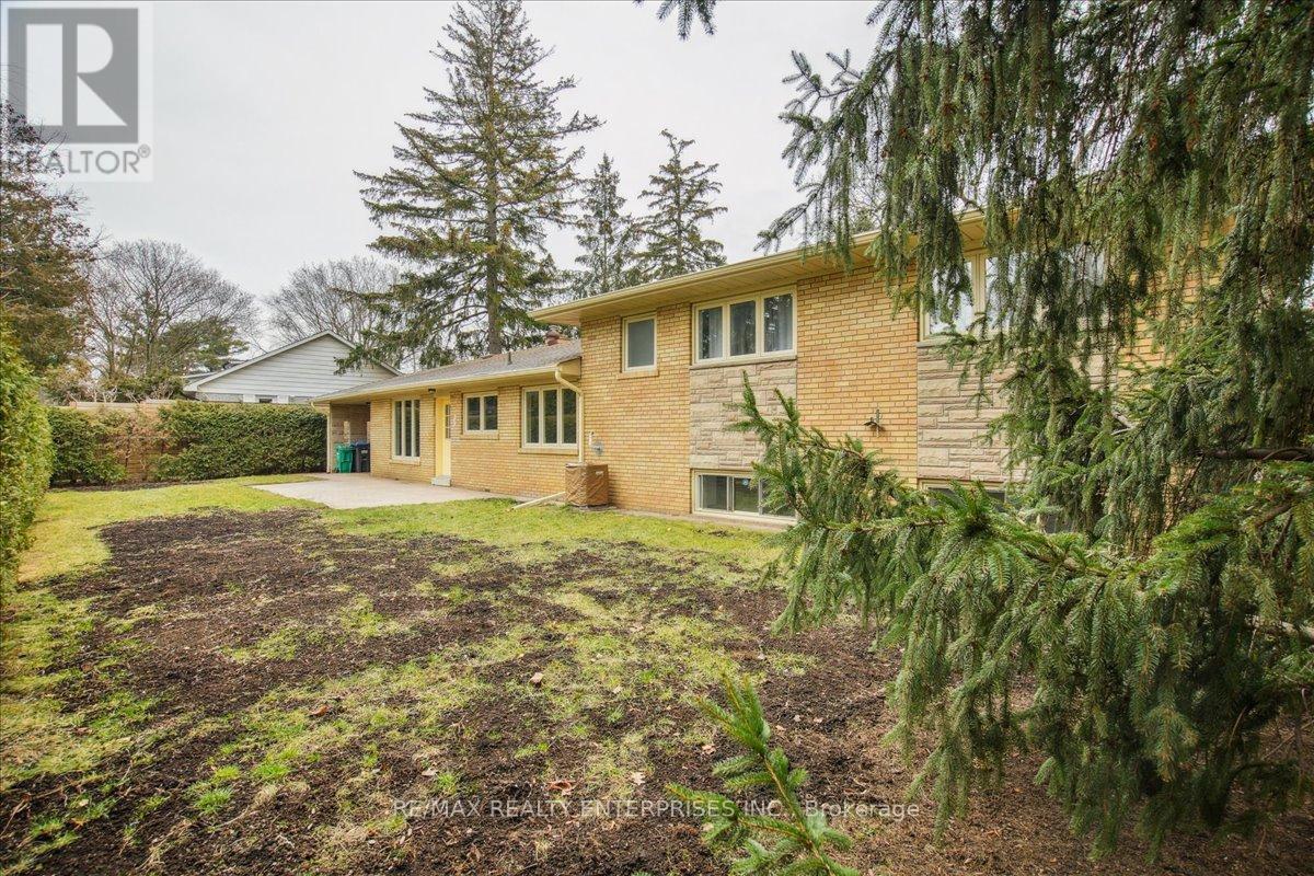 613 Sequin Crescent, Mississauga, ON - Outdoor