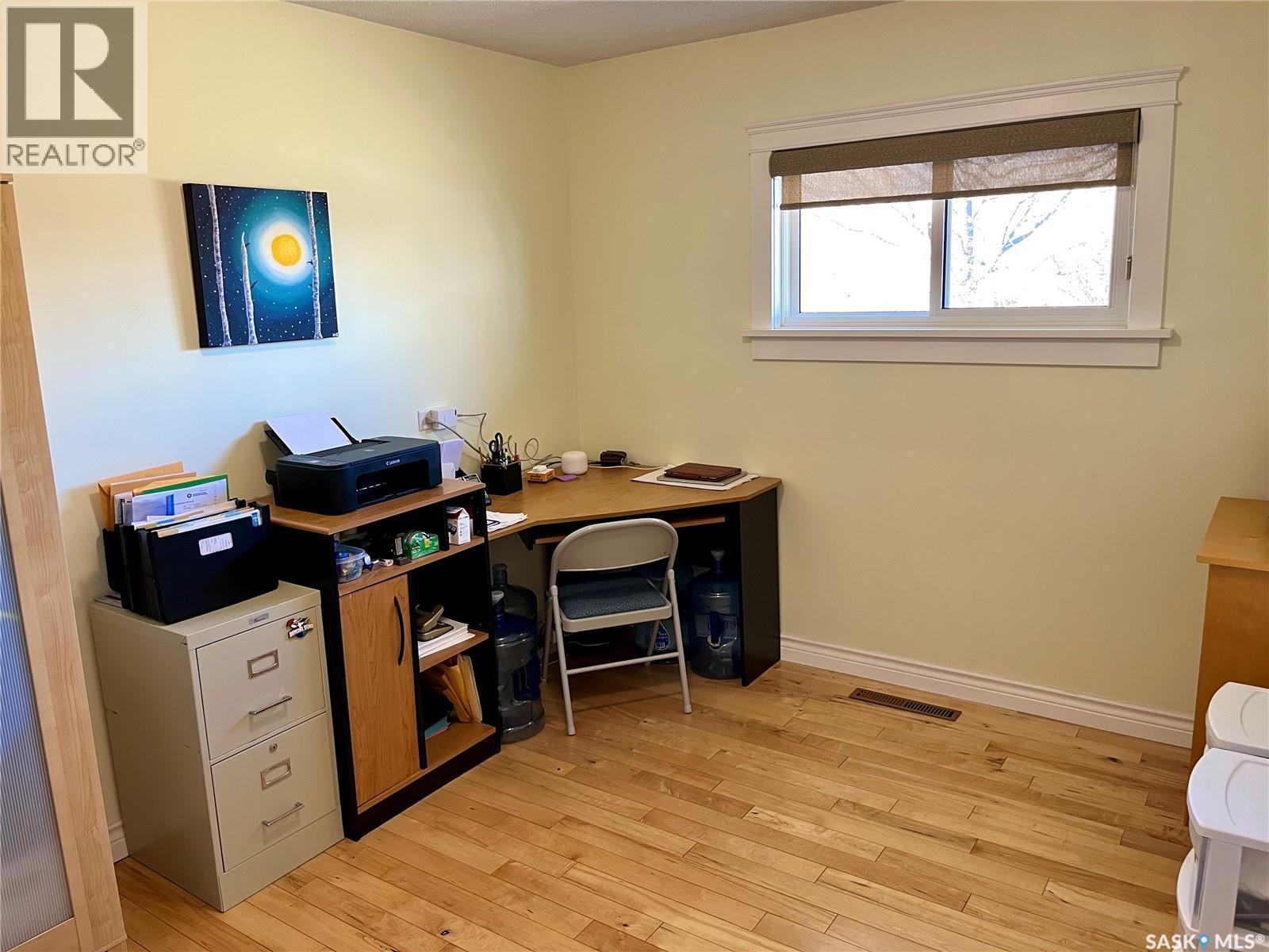 Cadrain Acres, Swift Current Rm No. 137, SK - Indoor Photo Showing Office