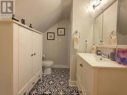 Upstairs 4 pieceBathroom -