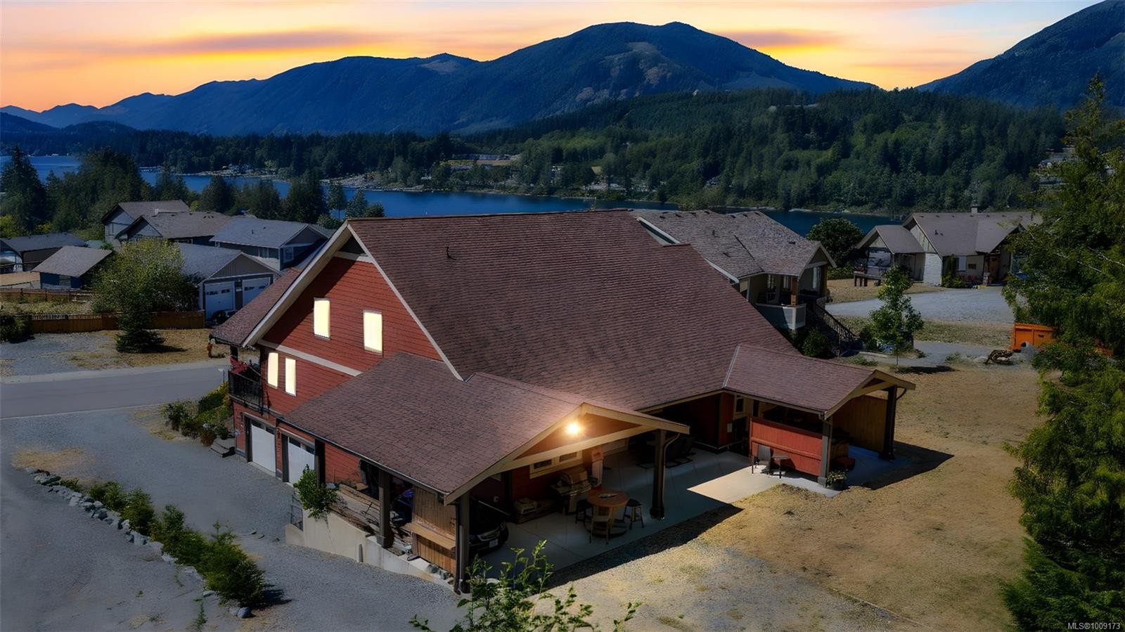 263 Tal Rd, Lake Cowichan, BC