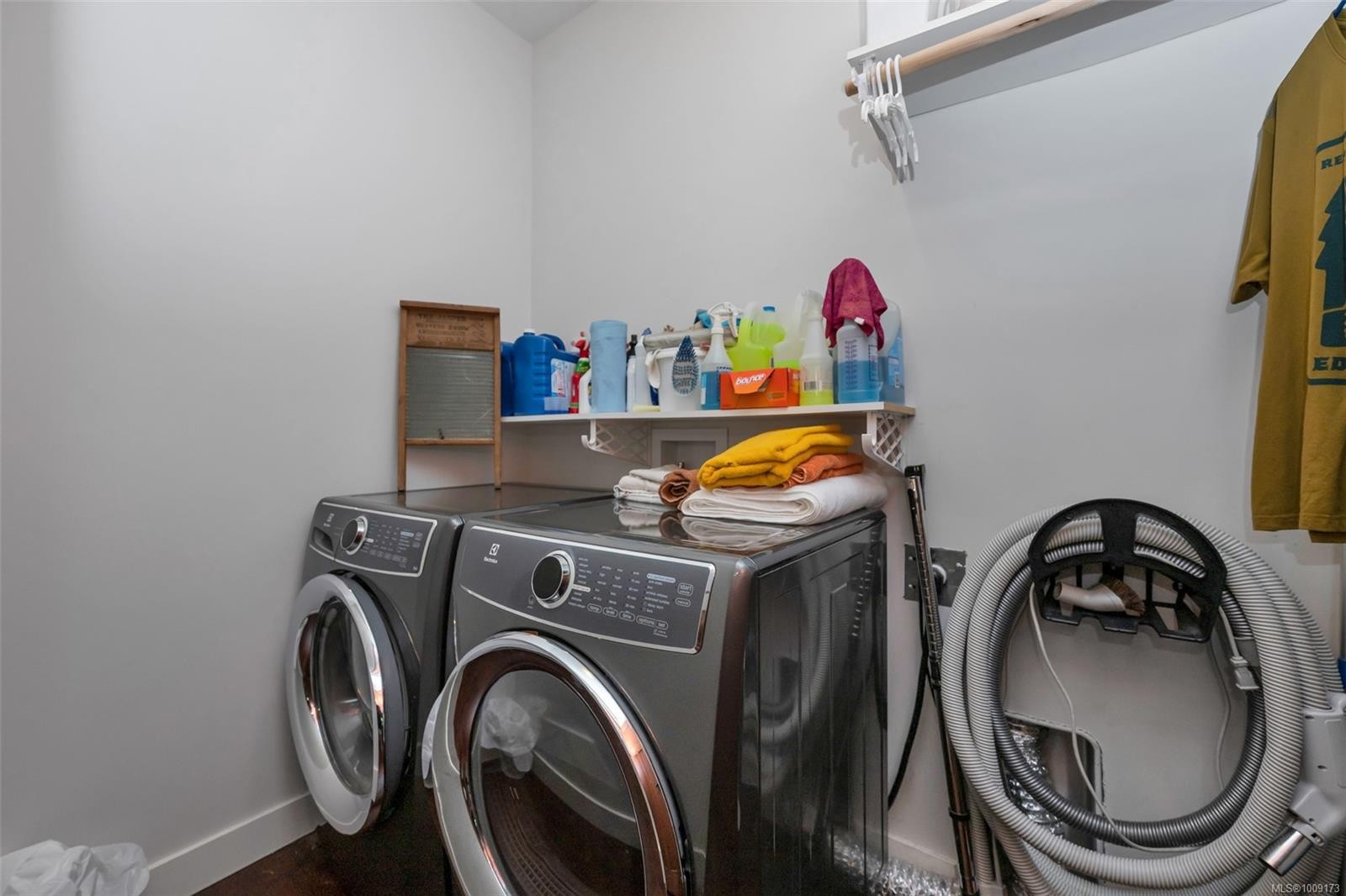 263 Tal Rd, Lake Cowichan, BC