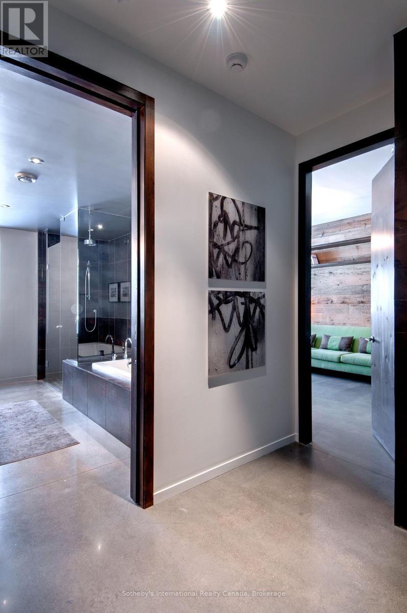 46479 Old Mail Road W, Meaford, ON - Indoor Photo Showing Other Room