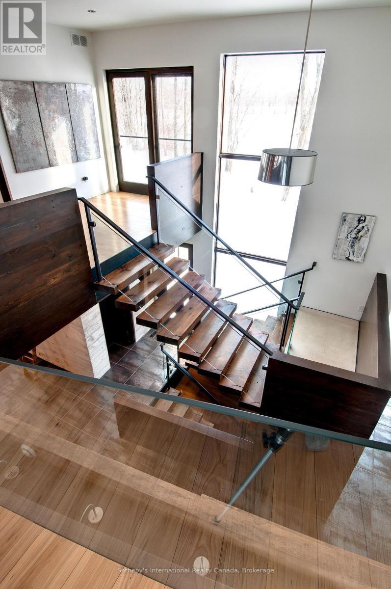 46479 Old Mail Road W, Meaford, ON - Indoor Photo Showing Other Room