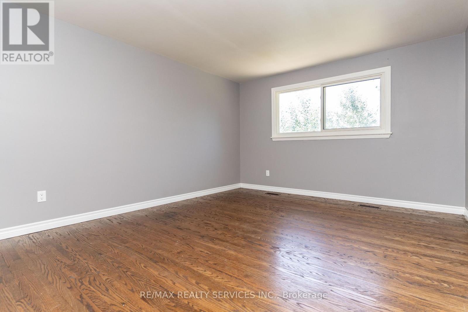 23 Fidelia Crescent, Brampton, ON - Indoor Photo Showing Other Room