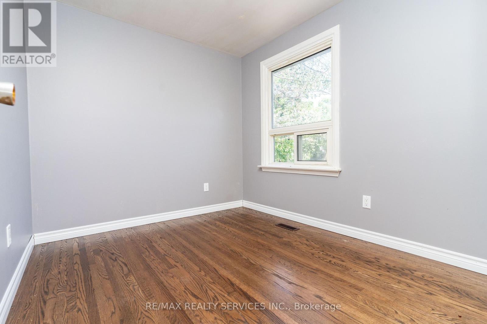 23 Fidelia Crescent, Brampton, ON - Indoor Photo Showing Other Room