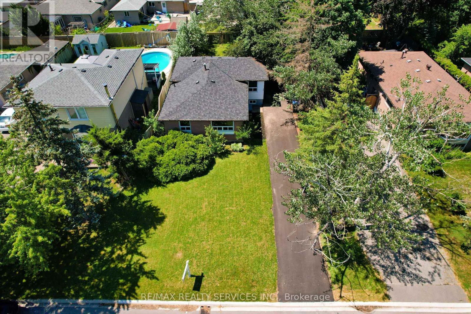 23 Fidelia Crescent, Brampton, ON - Outdoor