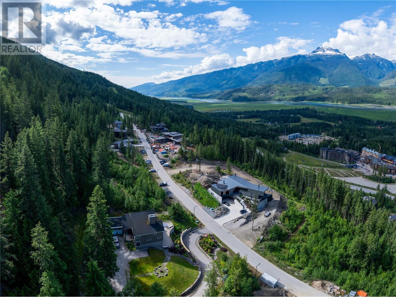 2465 Monashee Court Unit# 14, Revelstoke, BC