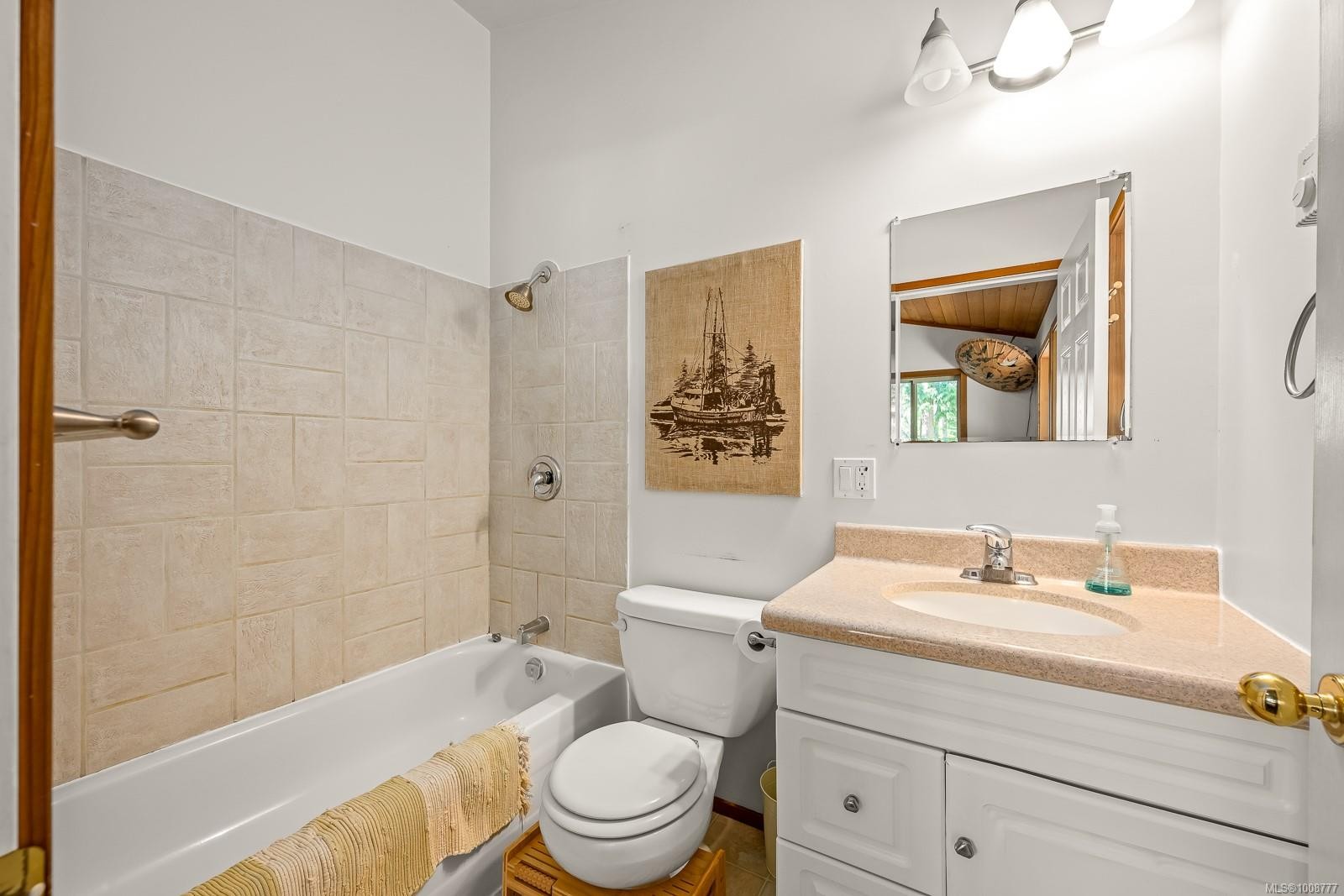 924 Siskin Lane, Cortes Island, BC