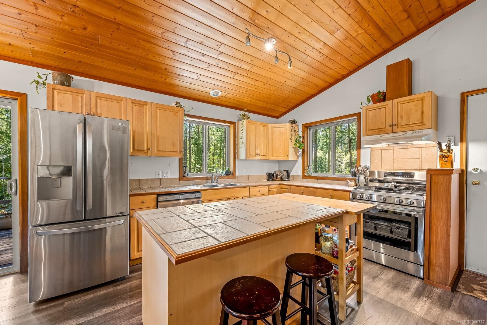 924 Siskin Lane, Cortes Island, BC